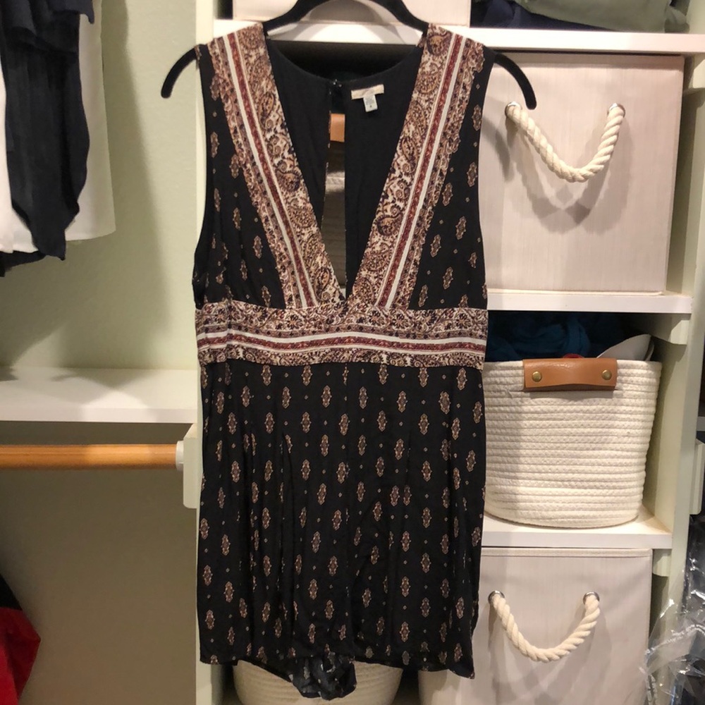 Open back deep v jumper bohemian print